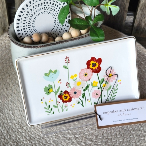 NWT cupcakes & cashmere rectangular floral trinket dish gold border cera… - Picture 4 of 6